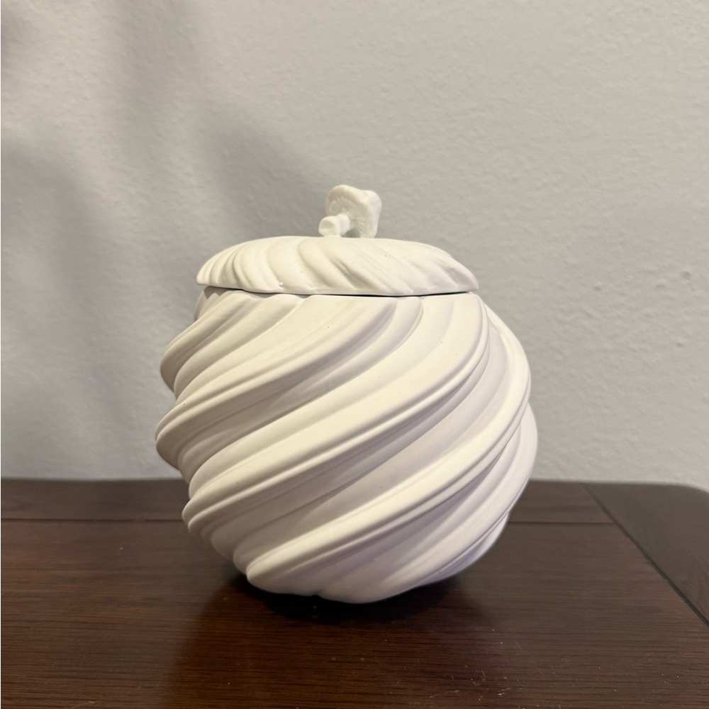 Anthropologie White Swirl Decorative Ceramic Jar with Mushroom on Lid